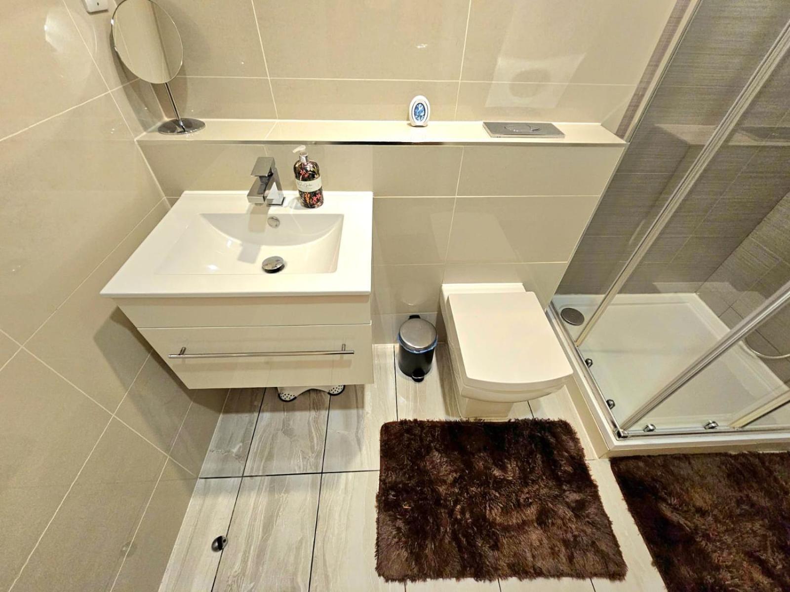 Oliver Double Room London Bagian luar foto