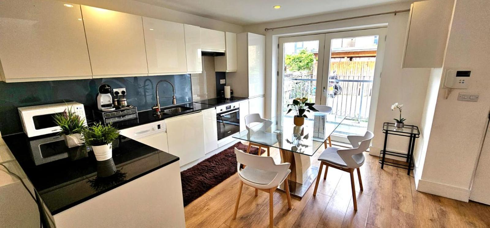 Oliver Double Room London Bagian luar foto