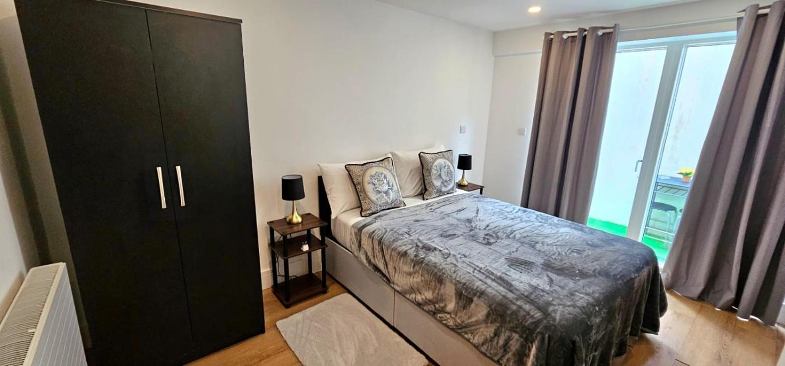Oliver Double Room London Bagian luar foto
