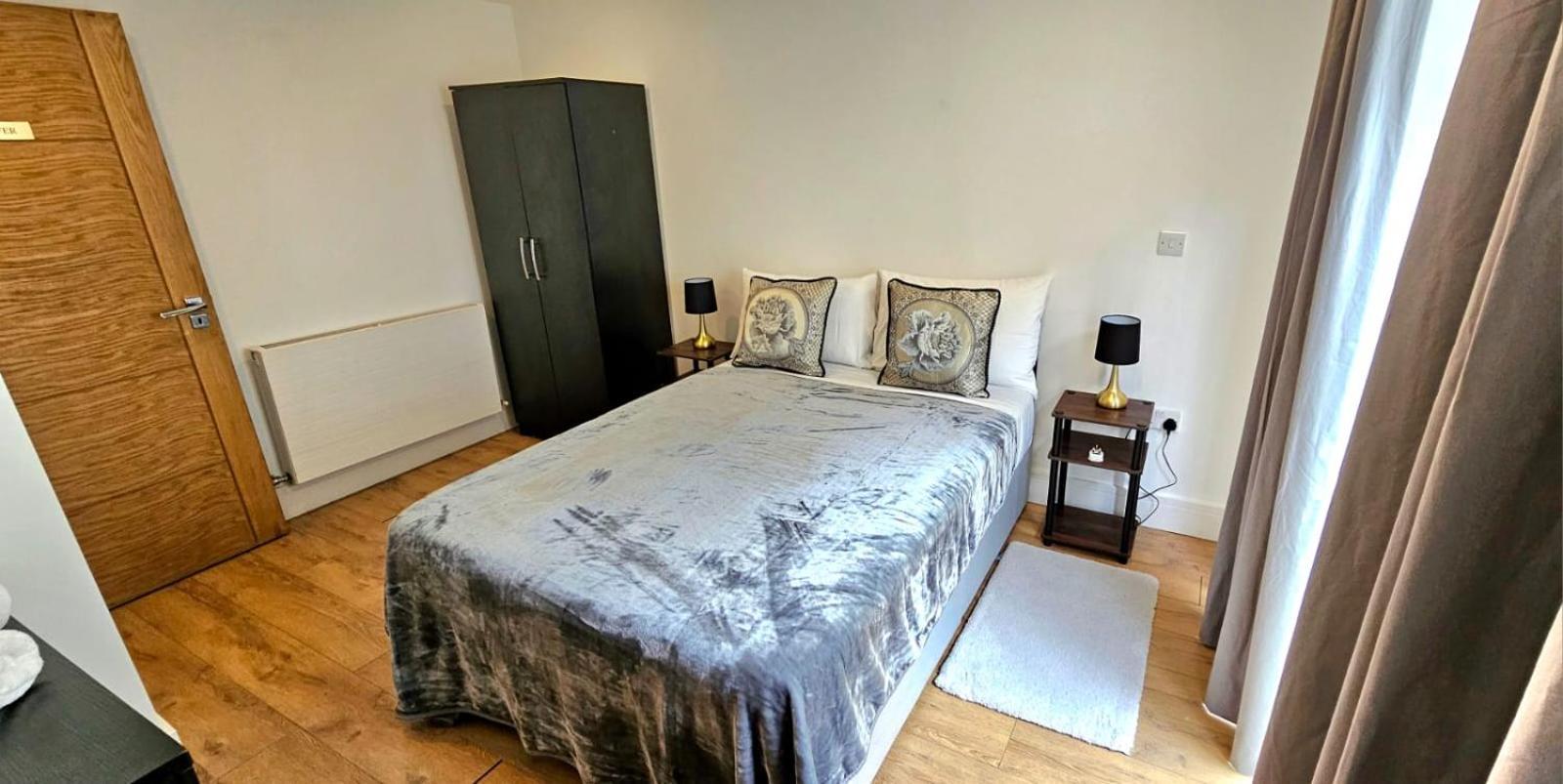 Oliver Double Room London Bagian luar foto